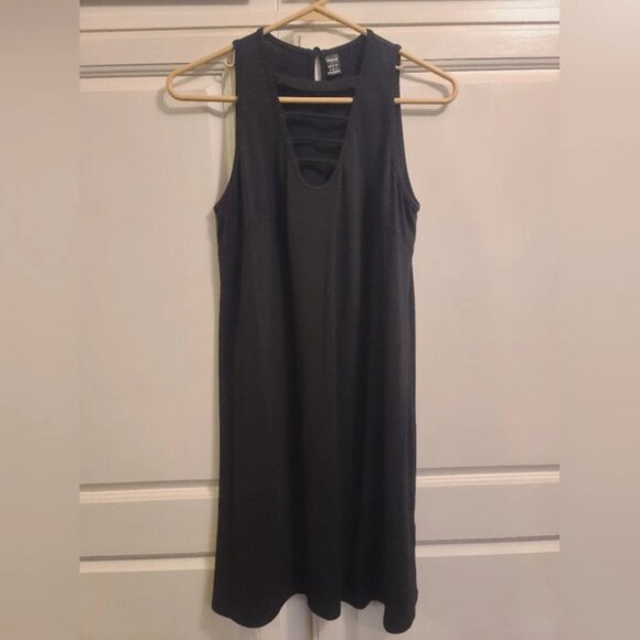SHEIN Dress - Picture 1 of 4